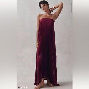 Brand new L’IDEE Elle strapless pleated gown